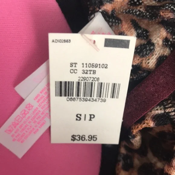 NWT! PINK Victoria’s Secret bra - Picture 5 of 6